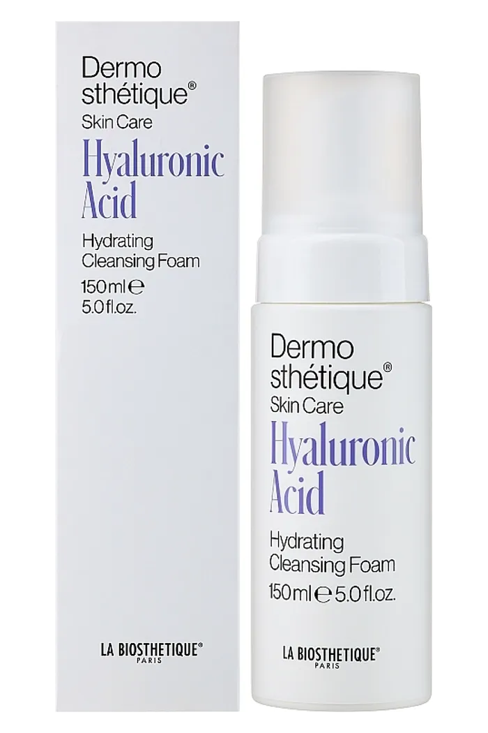 Очищающая пенка с гиалуроновой кислотой